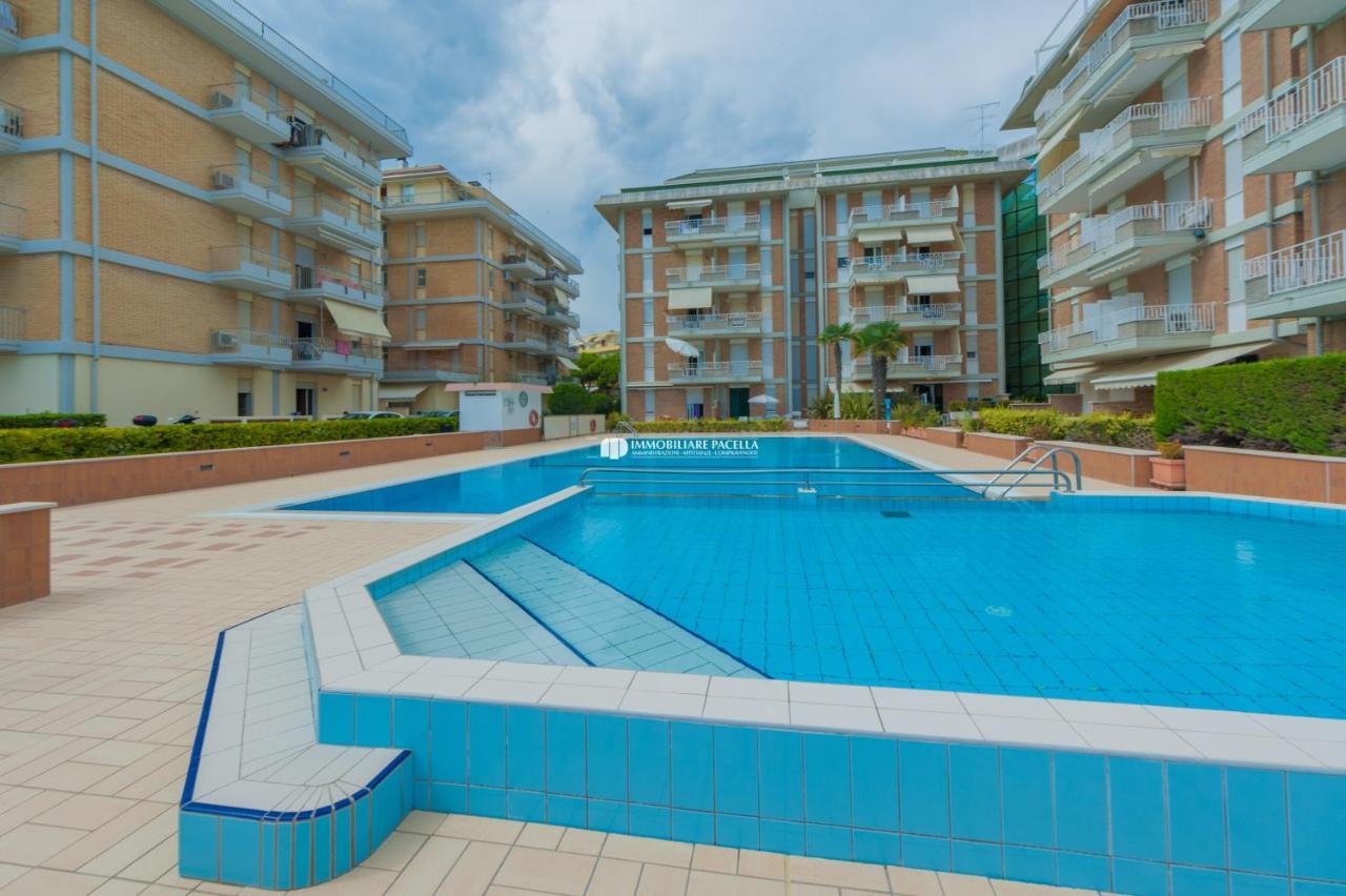 Residence Puerto Del Sol Lido di Jesolo Exterior foto
